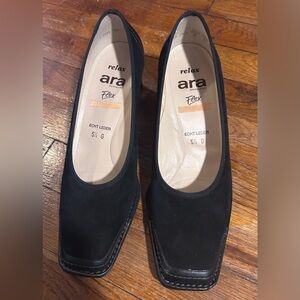 Ara Women's Black Suede Loafers